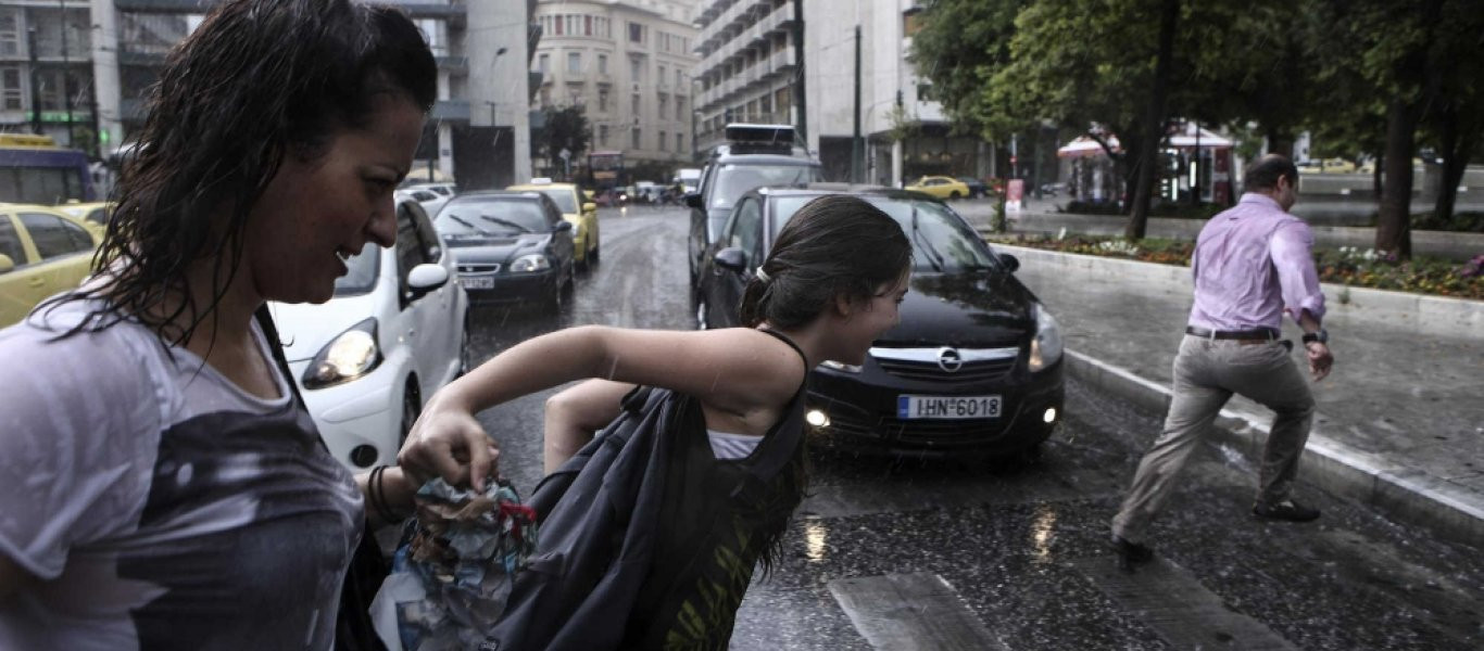 Νέο έκτακτο δελτίο επιδείνωσης από την ΕΜΥ - Καταιγίδες και χαλάζι (φωτό)